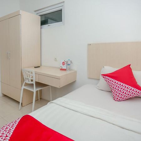 Oyo 850 Lapan Lapan Hotell Banjarmasin  Eksteriør bilde