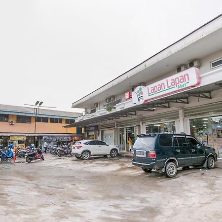 Oyo 850 Lapan Lapan Hotell Banjarmasin  Eksteriør bilde