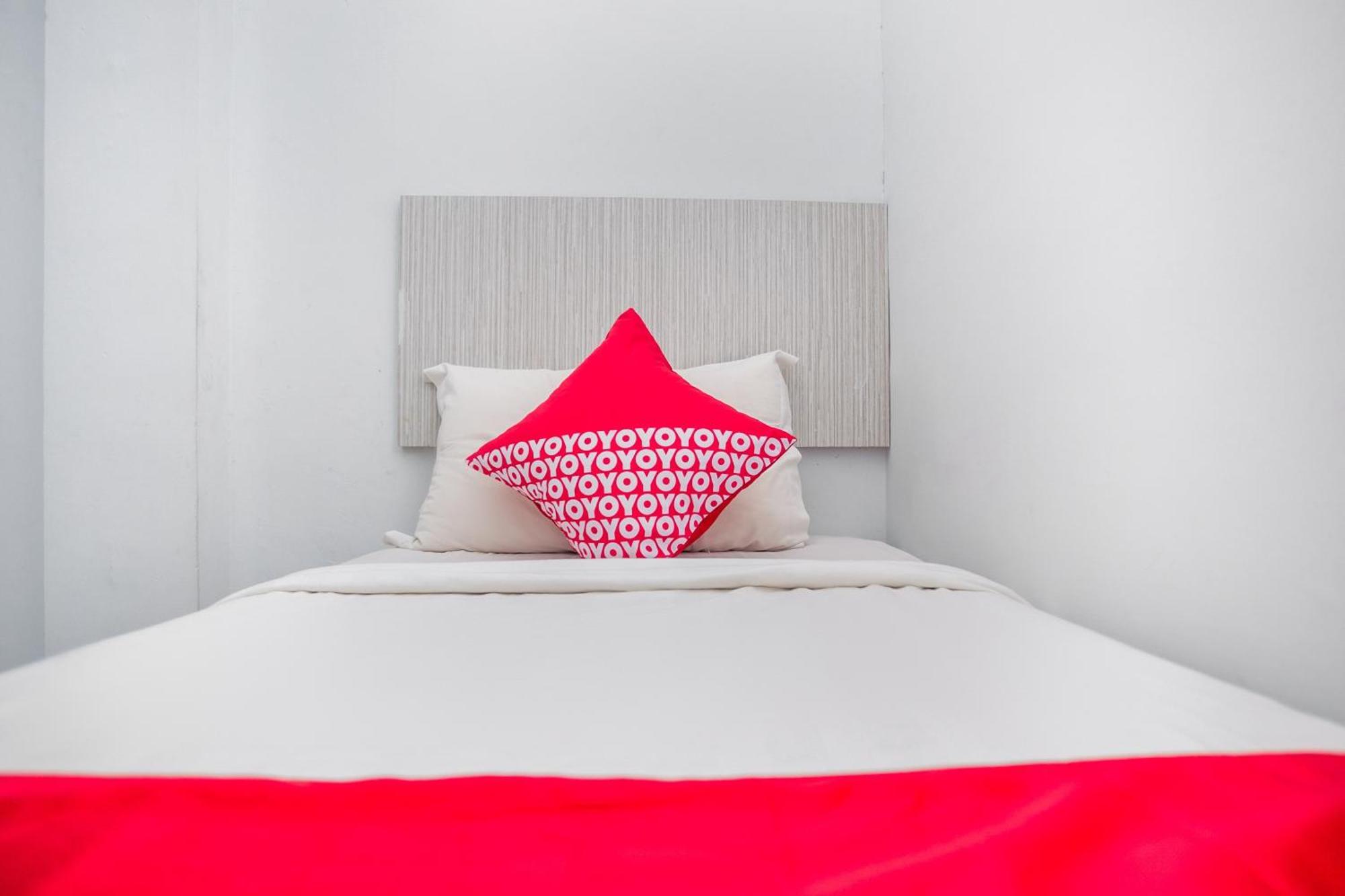 Oyo 850 Lapan Lapan Hotell Banjarmasin  Eksteriør bilde